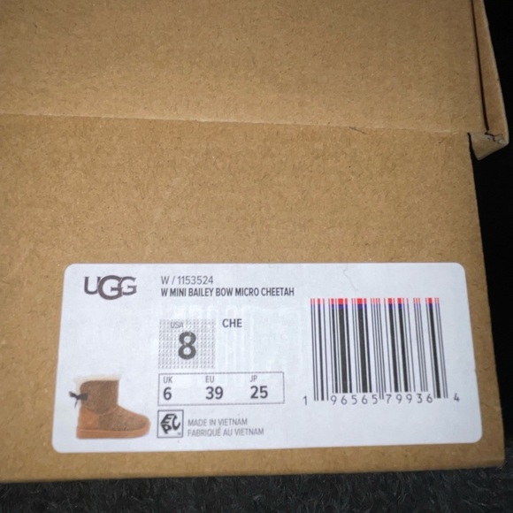 UGG BAILEY BOW MICRO CHEETAH BOOTS - Picture 10 of 11